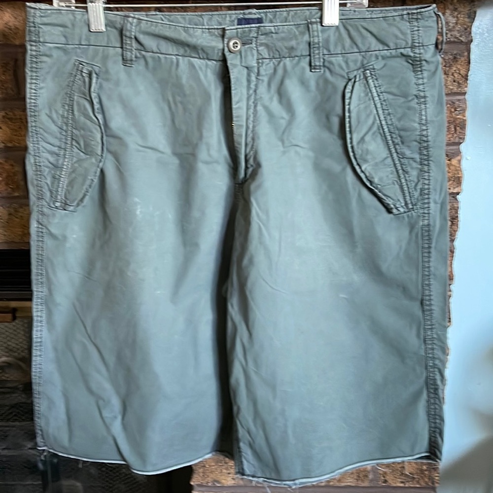 Gap charcoal gray shorts